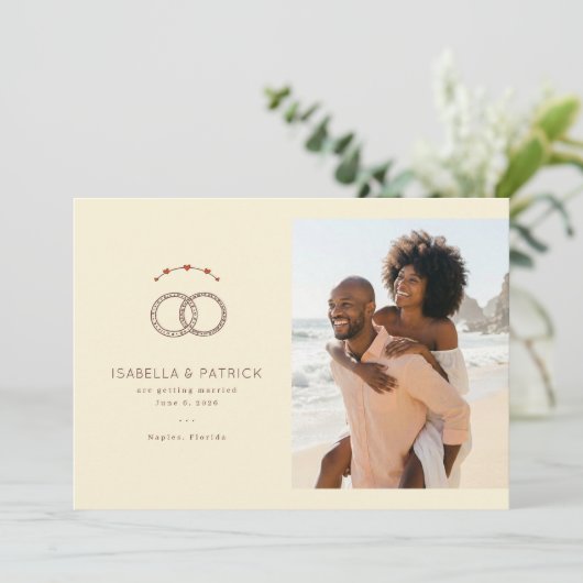 Joyful Beige Wedding Rings Save The Date (Stehend Vorderseite)