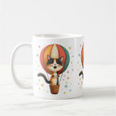 Joyful Calico Cat Sky Adventure Illustration Kaffeetasse (Links)