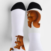 Joyful Chase – Happy Squirrel & Butterfly Socken (Oben)