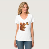 Joyful Chase – Happy Squirrel & Butterfly T-Shirt (Vorderseite Vollansicht)