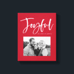Joyful Script | Rot Leinwanddruck<br><div class="desc">Zeigen Sie Ihr Lieblings-Foto mit unserem Joyful-Script-Leinwand-Druck. Der Leinwand-Druck enthält das Wort "Joyful" in einem weißen,  handgeschriebenen Skript mit einem rot gerahmten Foto. Personalisieren Sie den Ausdruck,  indem Sie Ihren Namen oder benutzerdefinierten Text hinzufügen.</div>