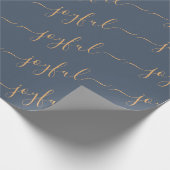 Joyful Scroll Text über dunkelblaue Weihnachten Geschenkpapier (Ecke)