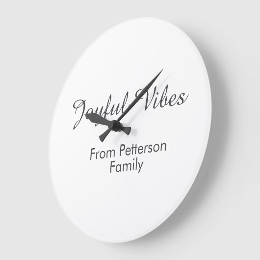 Joyful Vibes red Christmas add family name date  Große Wanduhr (Winkel)