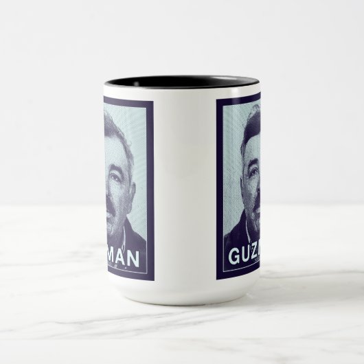 JUAN GUZMAN SR. Tasse (Zentrum)