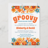 Jubiläum Groovy 60's Vibe Floral Retro Einladung (Vorderseite)