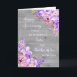 Jubiläum von Floral und Brother Karte<br><div class="desc">Glückliche Hochzeitskarte für Juristen und Juroren mit wunderschönen Vintagen violetten Aquarellen,  rustikalem Holz und sentimentalem Vers.</div>