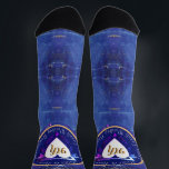 Jubiläum von Lapis Socken<br><div class="desc">Es ist ihr neunter Hochzeitstag? Das ist kein Spaß zu geben,  ein klassisch gestaltetes Herzemblem auf Lapis lazuli farbenen Socken,  um ihren Meilenstein zu markieren.</div>