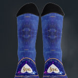 Jubiläum von Lapis Socken<br><div class="desc">Es ist ihr neunter Hochzeitstag? Das ist kein Spaß zu geben,  ein klassisch gestaltetes Herzemblem auf Lapis lazuli farbenen Socken,  um ihren Meilenstein zu markieren.</div>