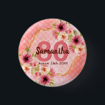 Jubiläumsfeier Korallengold Dahlia Blume Button<br><div class="desc">Eine trendige Taste für eine 80. Geburtstagsfeier. Mit einem Imitat goldhexagon geometrisch geformten Rahmen. Die Blume sind in Rosa,  Creme und Korallen mit Aquarellfarben dekoriert. Lebende Korallen mit Polka Punkte als Hintergrund. Vorlagen für einen Namen,  Alter 80 und Datum. Geburtsdatum oder Geburtsdatum des Party. Briefe aus Burgund und Korallen.</div>