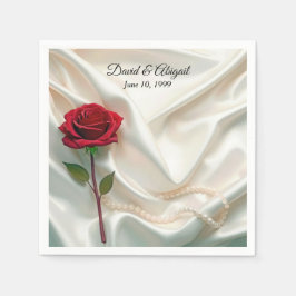 Jubiläumsfeier Rote Rose und Perlen auf Satin Serviette