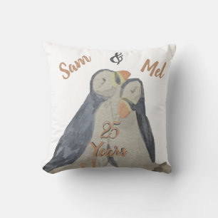 Jubiläumsjubiläum Niedliche Vogelschutzpuffins Kissen