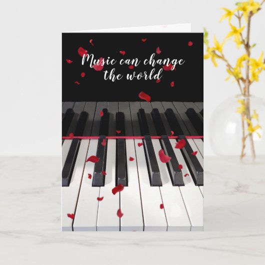 Jubiläumspiano-Tastatur mit Rose-Petalen Karte (Gelbe Blume)