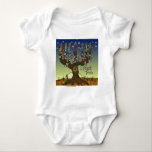 Judaika L'shanah Tovah Baum des Lebens Geschenke B Baby Strampler<br><div class="desc">Sie sehen die Lee Hiller Design Collection. Bekleidung,  Geschenke & Sammlerstücke Lee Hiller Fotografie oder Digital Art Collection. Sie können ihre Naturfotografie unter http://HikeOurPlanet.com/ ansehen und ihrem Wanderblog im Hot Springs Nationalpark folgen.</div>