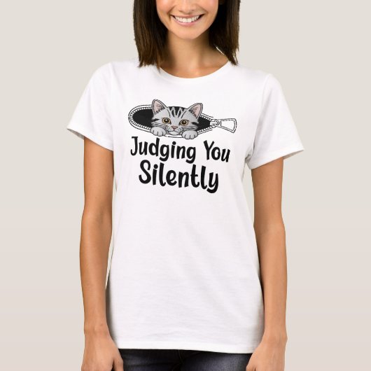 Judging You Silently Cat T-Shirt (Vorderseite)
