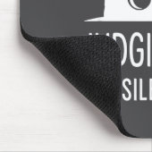 Judging You Silently - Funny Cat Mousepad (Ecke)