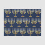 Jüdische Chanukah menorah Seidenpapier<br><div class="desc">Jüdische Menorah mit Kerzen auf blauem Papier.</div>