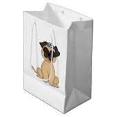 Jüdischer Feiertag-Niedlicher beige Mops mit Mittlere Geschenktüte (Vorderseite Schrägansicht)