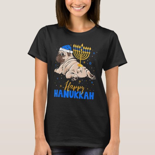 Jüdischer Mops Menorah Happy Hanukka Chanukah Dog T-Shirt (Vorderseite)