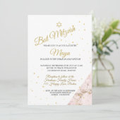 Jüdisches Bat Mitzvah Pink White Gold Hebräisch Einladung (Stehend Vorderseite)