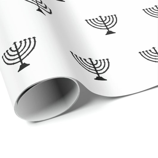 Jüdisches Menorah Schwarzweiß Muster Hanukkah Geschenkpapier (Rolleneckpunkt)