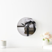 Judo Gi auf Tatami mat Runde Wanduhr (Zuhause)