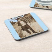 Jugendlicher aus den 1920er Jahren mit klassischem Getränkeuntersetzer (Linke Seite)