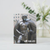 Jugendstatue mit Calavera Gesichtsmaske - NYC V Po Postkarte (Stehend Vorderseite)