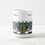 Jugendstil-Girl Entspannen am Teich Kaffeetasse (Mittel)