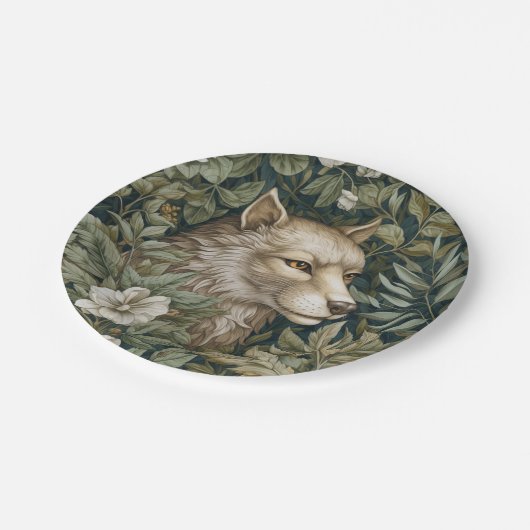 Jugendwolf in den Blätter Pappteller (Schrägansicht)