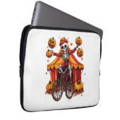 Juggling Bones - Unglaublich witzig Circus Skull Laptopschutzhülle (Vorne Rechts)
