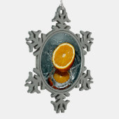 Juicy-positive Orange für Vitamin-Stimmung Schneeflocken Zinn-Ornament (Links)