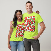 Juicy Red Strawberries Muster T-Shirt (Unisex)