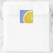 Juicy Slice von Lemon Quadratischer Aufkleber (Tasche)