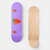 Juicy Strawberry im Pop Art Style Skateboard (Vorderseite)
