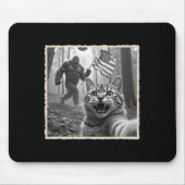 Juli Bigfoot und Sasquatch Mousepad (Vorne)