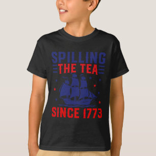 Juli, das Tee seit 1773 verteilen