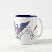Juli Eagle Zweifarbige Tasse (VorderseiteRechts)