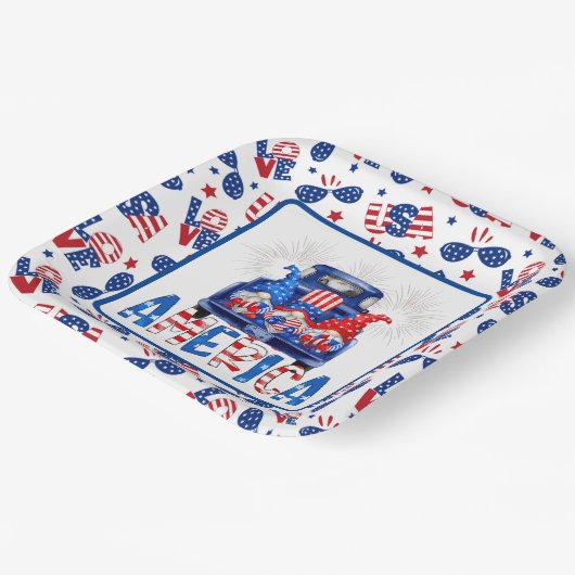 Juli Gnomes Pappteller (Gewinkelt)