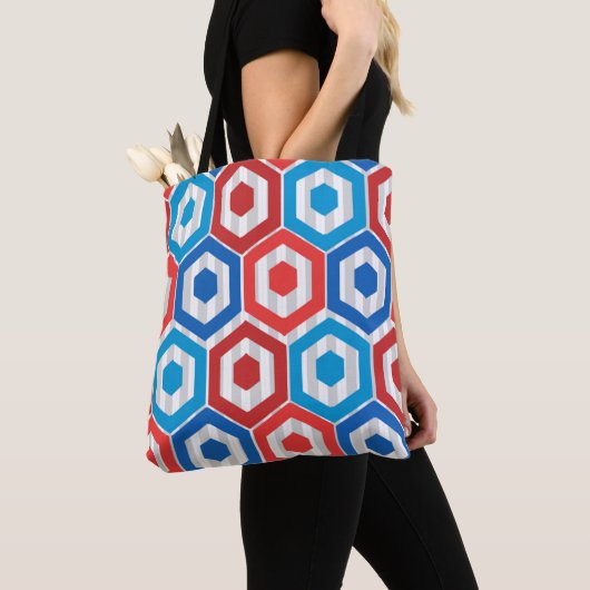 Juli Hexagons Tasche (Von Nahem)