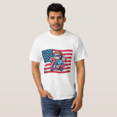 Juli Sloth Flamingo American Flag USA Fourt T-Shirt (Vorne ganz)