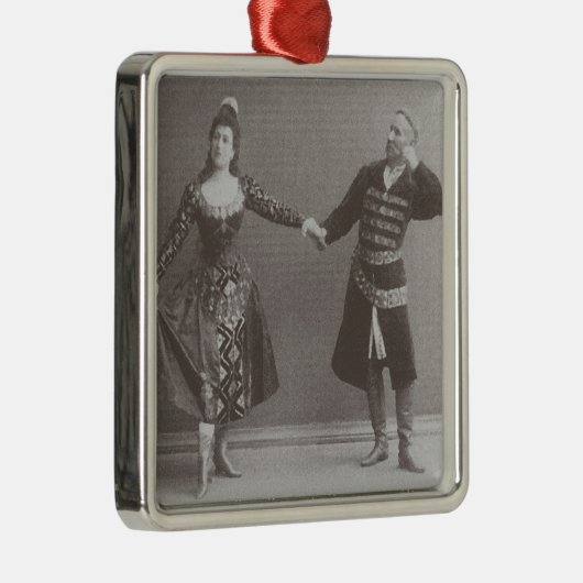 Julia und Felix Kschessinsky im mazu Silbernes Ornament (Rechts)