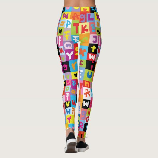 Jumble Alphabet Pattern Leggings (Rückseite)