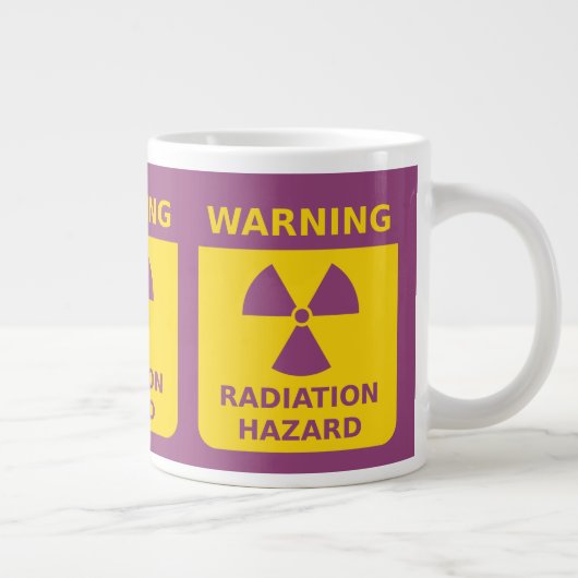 Jumbo-Tasse mit Strahlungswarnung (Rechts)