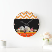 JUMMLICHE FARBSCHÄTZE WÜSTENSHOP Orange Zickzack Große Wanduhr (Zuhause)