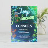 Jump Arcade Neon Glow Geburtstagsparty Einladung (Stehend Vorderseite)