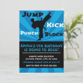 Jump Punch Kick Block Karate Party Geburtstag Einladung (Stehend Vorderseite)