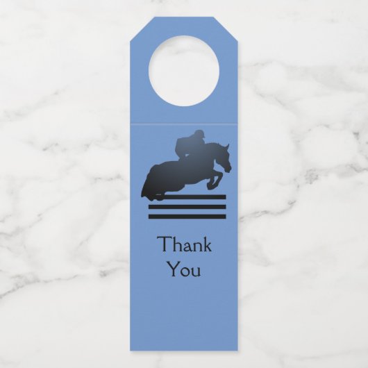 Jumper Clearing an Hindernis. Flaschenanhänger (Vorderseite)