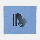 Jumper Clearing an Hindernis. Fleecedecke (Vorderseite (Horizontal))