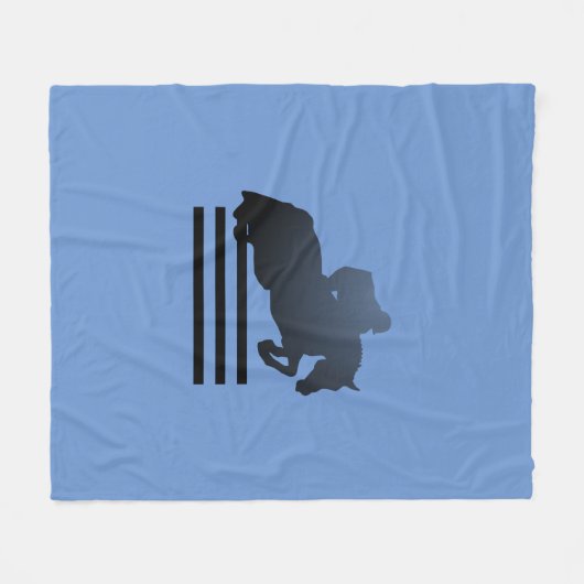 Jumper Clearing an Hindernis. Fleecedecke (Vorderseite (Horizontal))