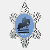 Jumper Clearing an Hindernis. Schneeflocken Zinn-Ornament (Rechts)